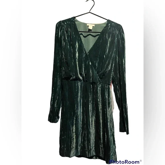 H&M | Dresses | Hm Dark Green Velvet Dress Size S | Poshmark